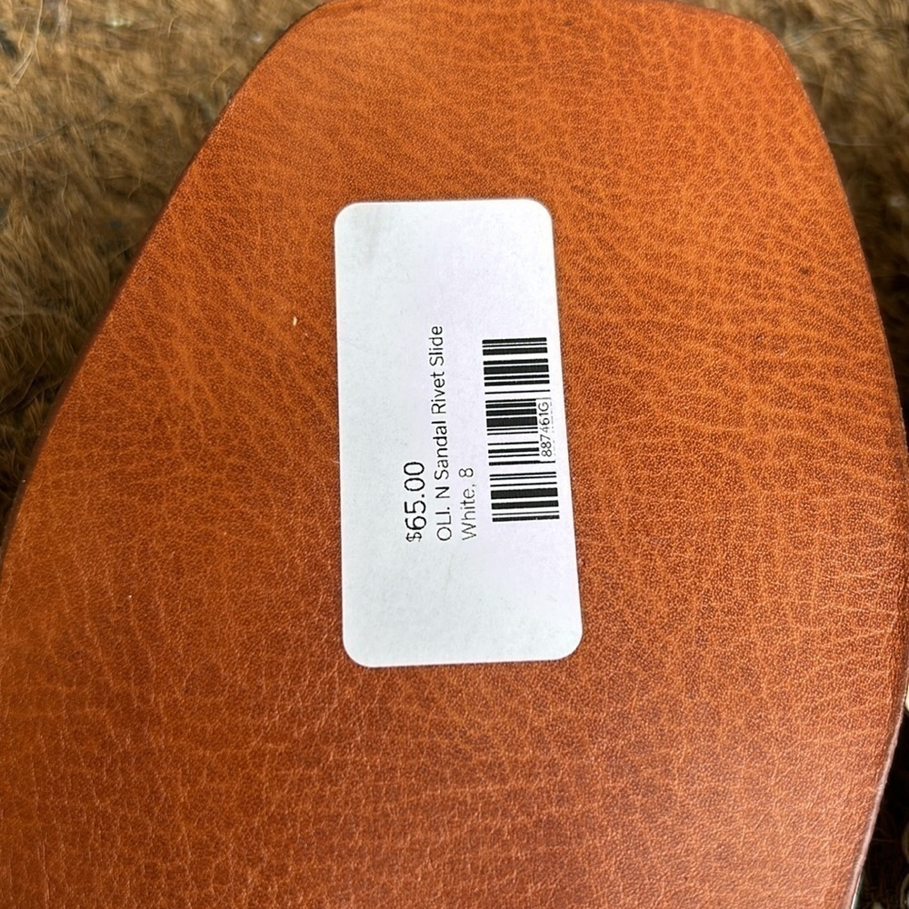 NWT ARTISAN OLI N. SANDALS OLI RIVETS SLIDE SANDALS WHITE SIZE 8 - Picture 4 of 5